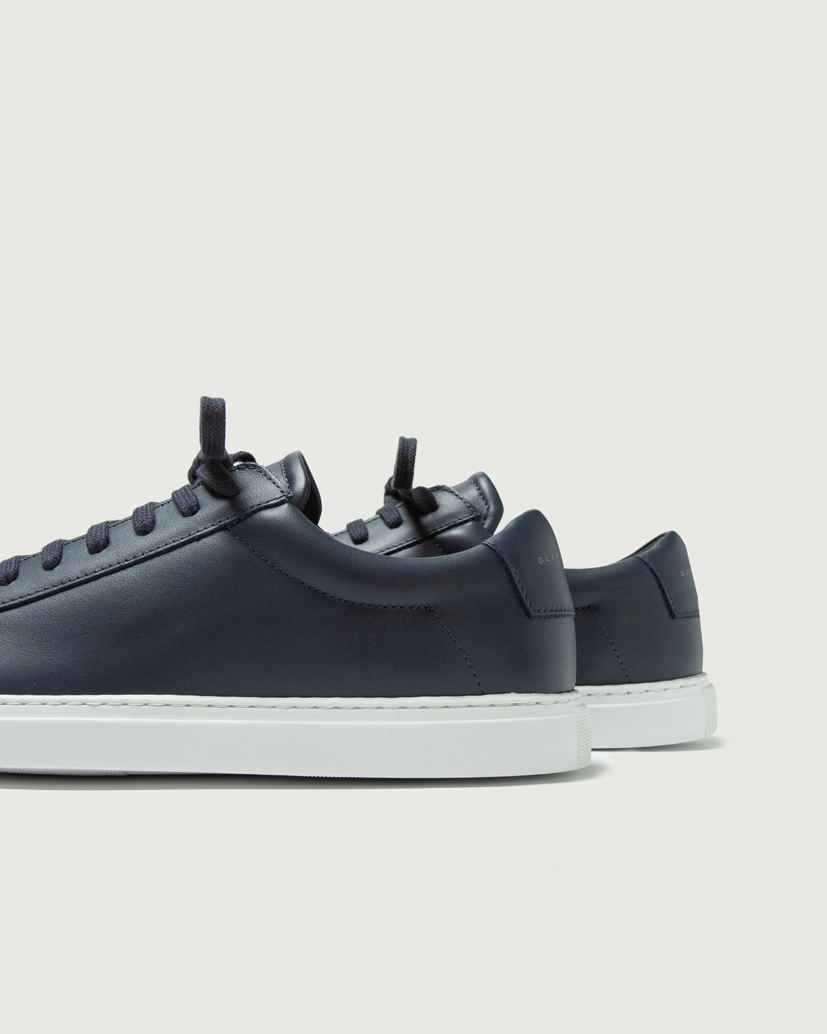 Low 1 | Royal